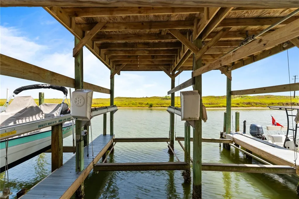 14890 Granada Drive #107 Corpus Christi, TX 78418