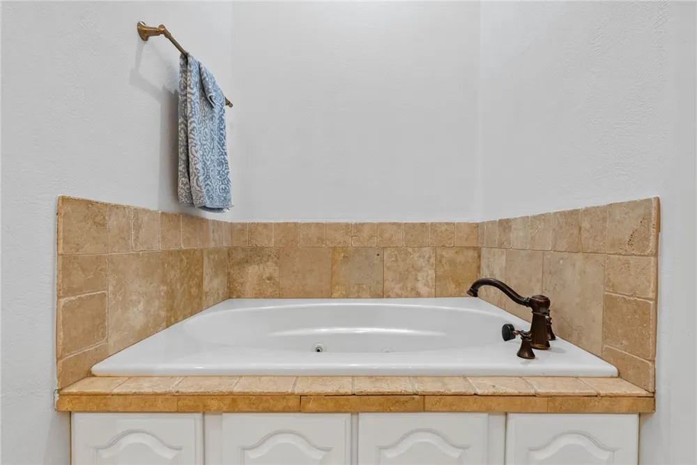 14890 Granada Drive #107 Corpus Christi, TX 78418