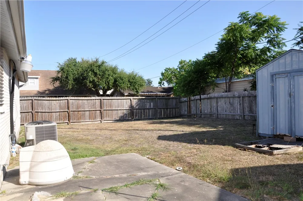 5841 Glen Arbor Drive Corpus Christi, TX 78412