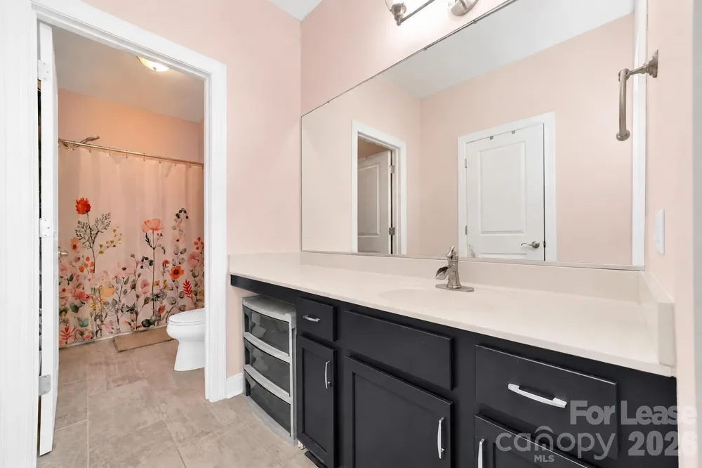94 Foxden Drive #101 Fletcher, NC 28732