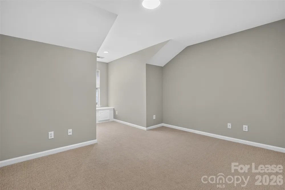 9020 Roseton Lane Charlotte, NC 28277