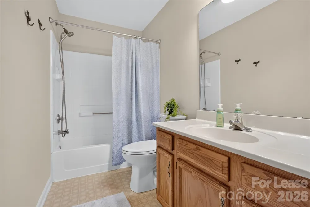 9020 Roseton Lane Charlotte, NC 28277