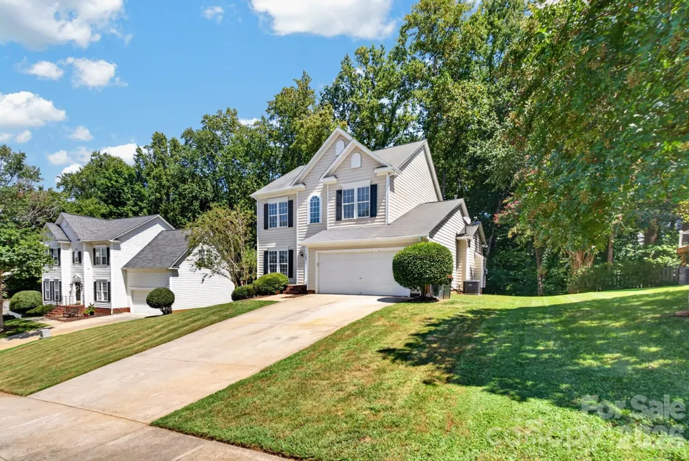 728 Knightswood Road Fort Mill, SC 29708