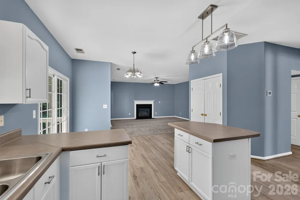 728 Knightswood Road Fort Mill, SC 29708