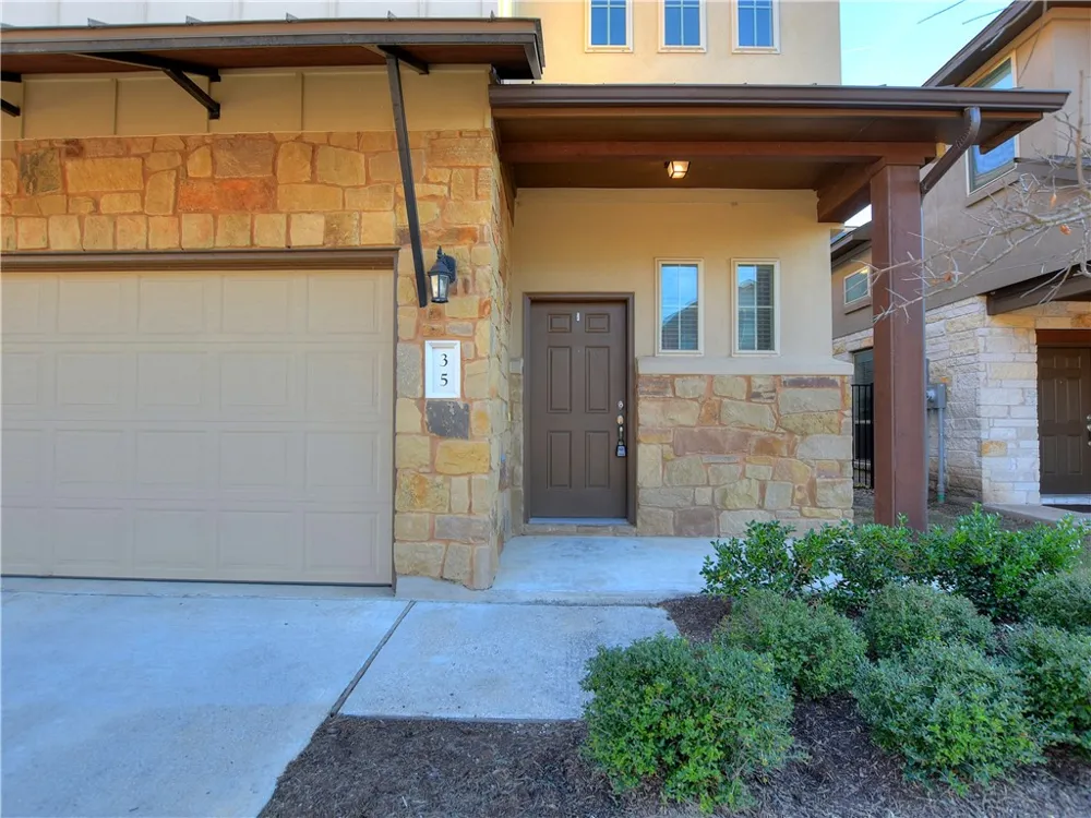 3240 E Whitestone Boulevard #35 Cedar Park, TX 78613