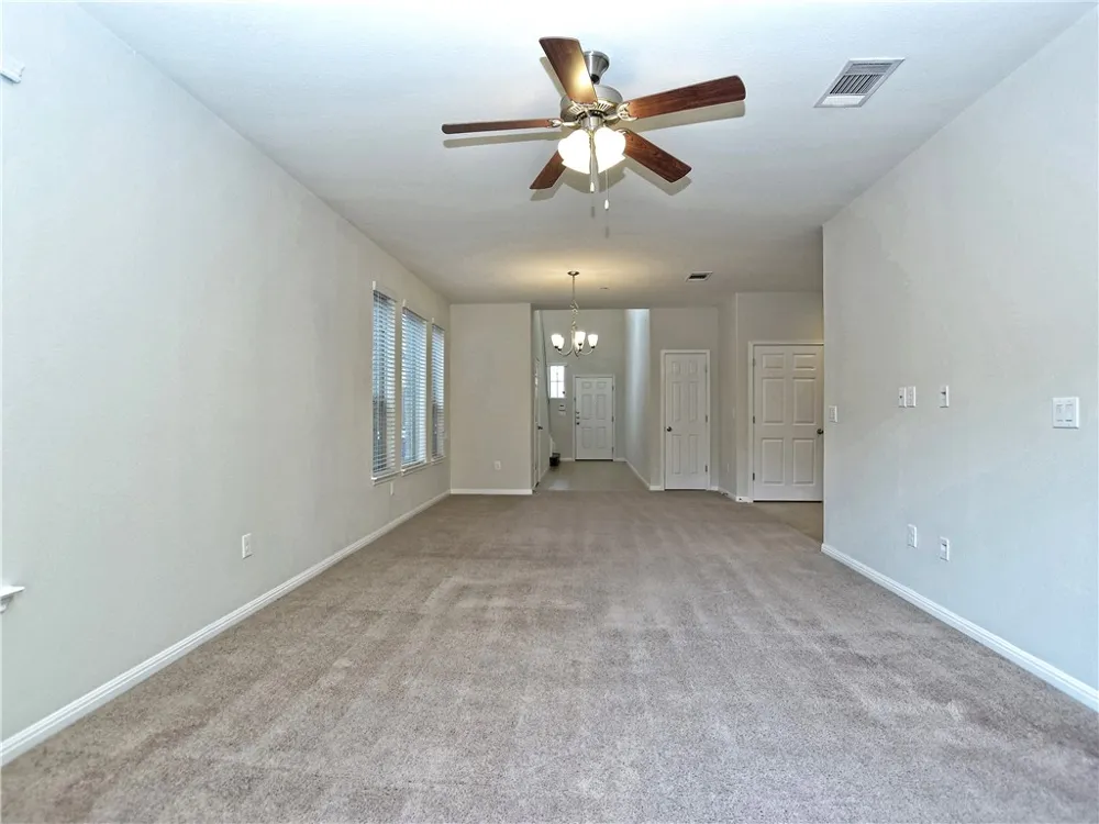 3240 E Whitestone Boulevard #35 Cedar Park, TX 78613