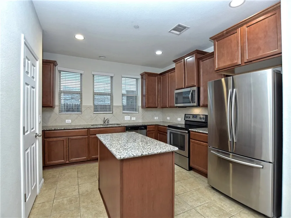 3240 E Whitestone Boulevard #35 Cedar Park, TX 78613