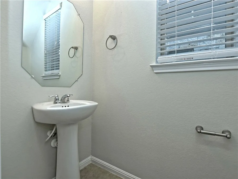3240 E Whitestone Boulevard #35 Cedar Park, TX 78613