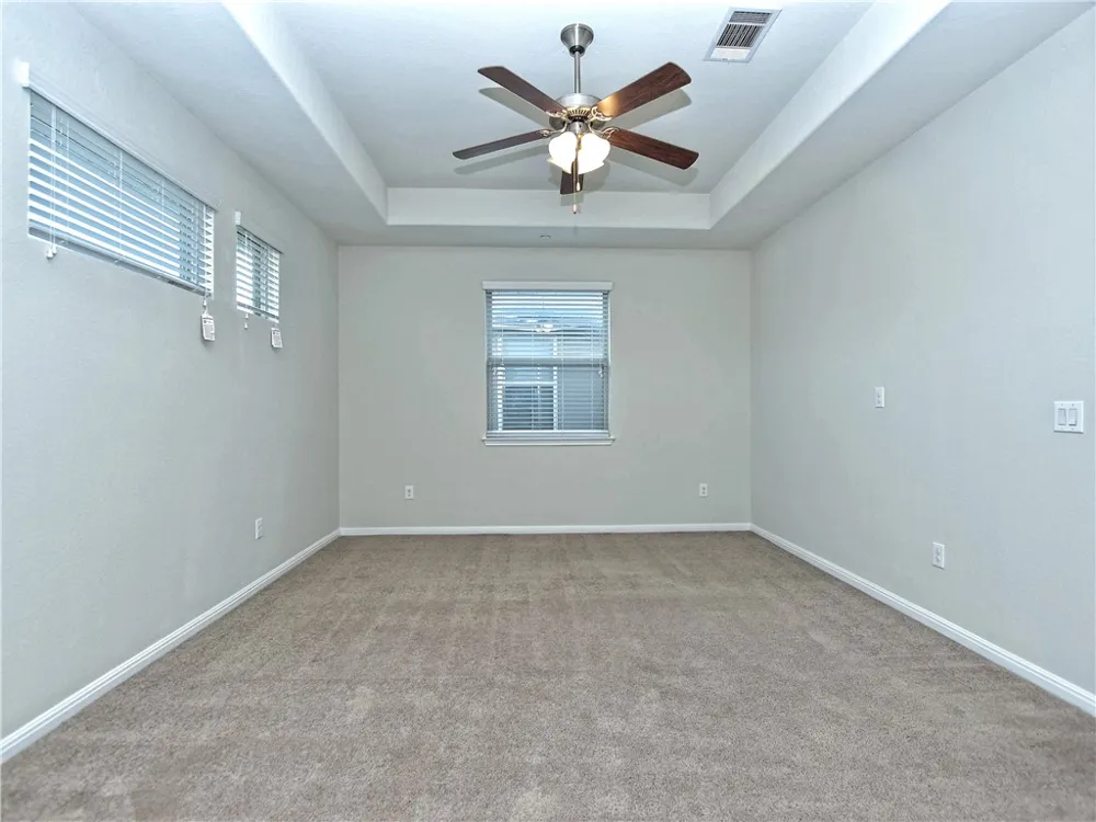3240 E Whitestone Boulevard #35 Cedar Park, TX 78613