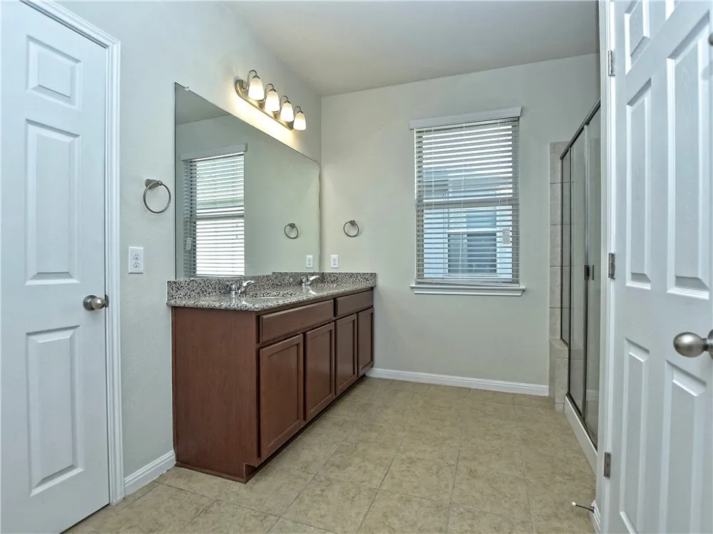 3240 E Whitestone Boulevard #35 Cedar Park, TX 78613