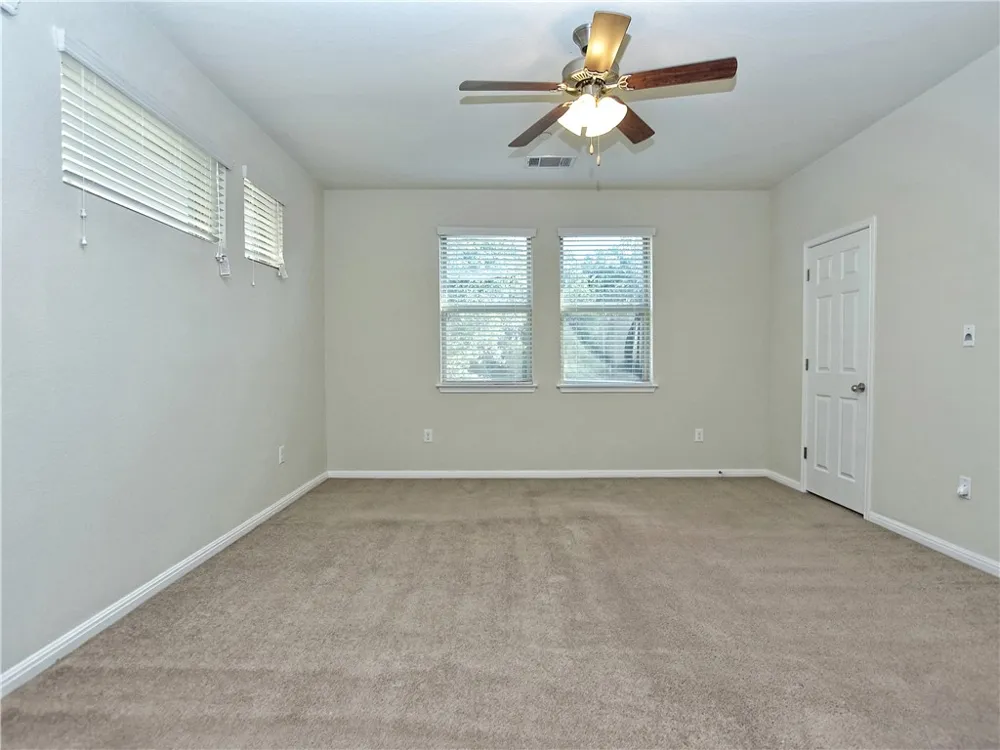 3240 E Whitestone Boulevard #35 Cedar Park, TX 78613