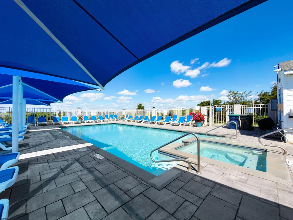 9 Delmar Ln Brigantine, NJ 08203