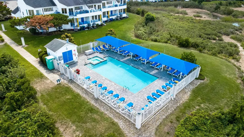 9 Delmar Ln Brigantine, NJ 08203