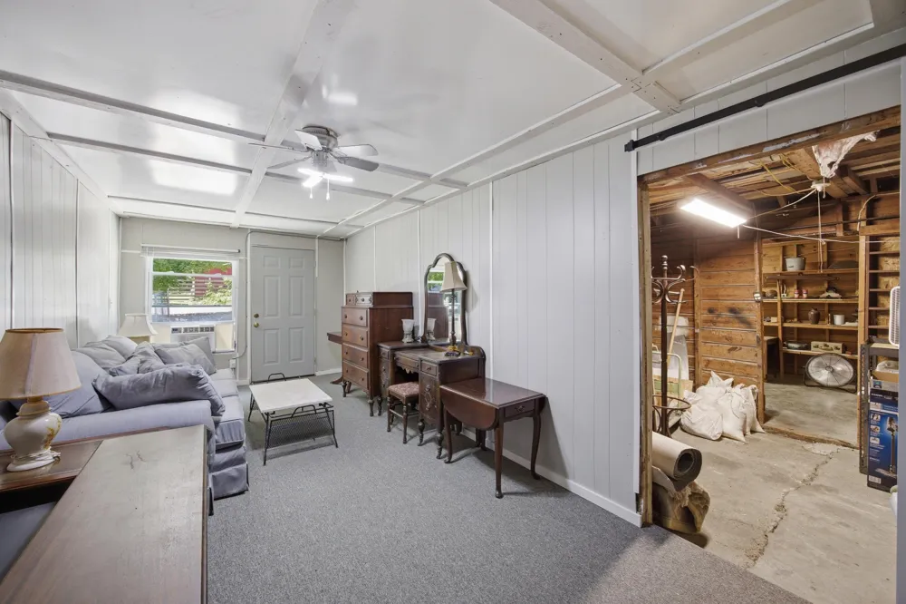 302 E Villanow Street LaFayette, GA 30728