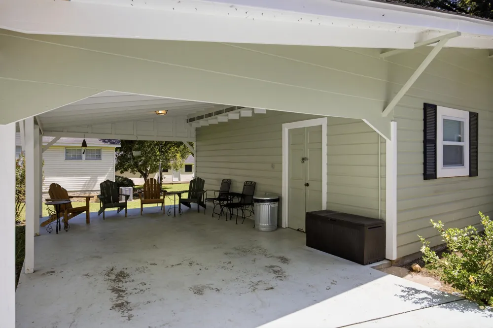302 E Villanow Street LaFayette, GA 30728