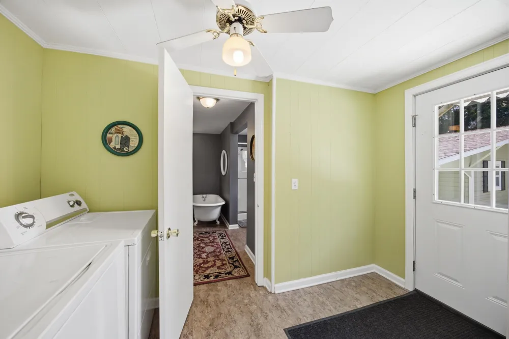 302 E Villanow Street LaFayette, GA 30728