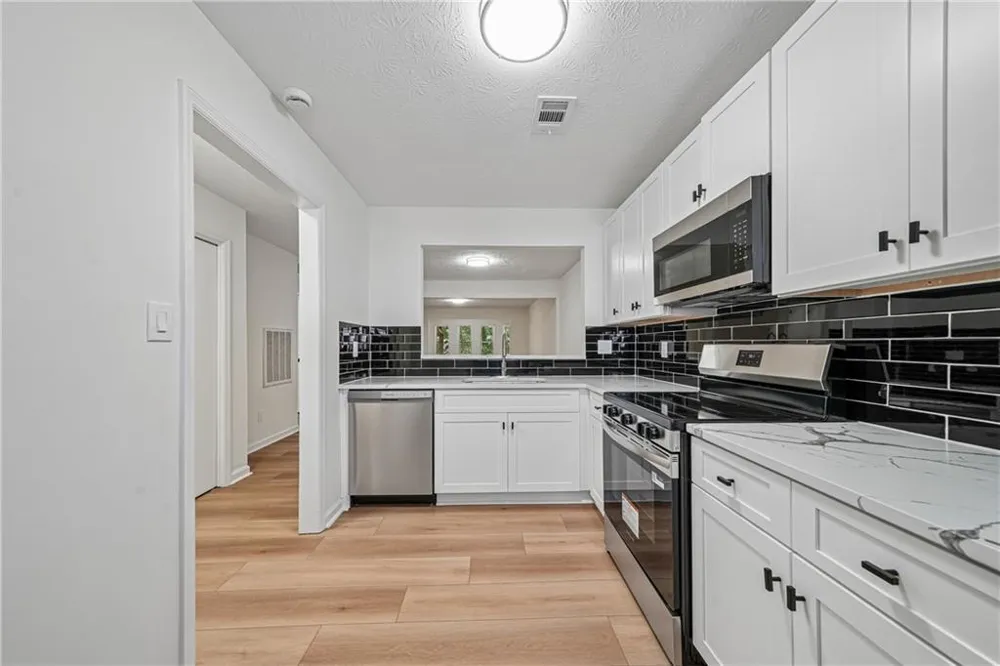 4212 Stillwater Drive Duluth, GA 30096
