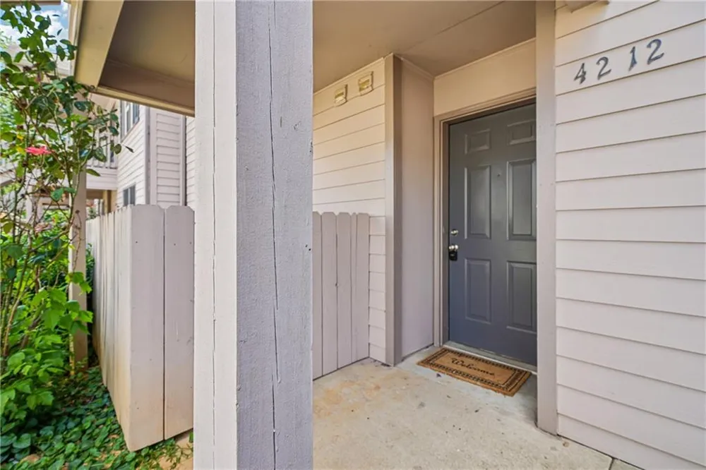 4212 Stillwater Drive Duluth, GA 30096