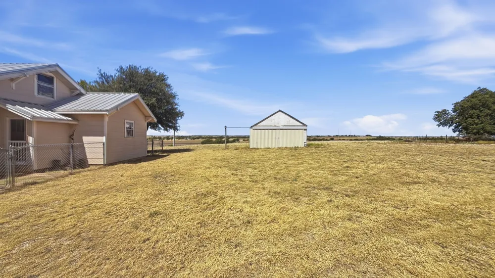 8001 Fm 932 Hamilton, TX 76531