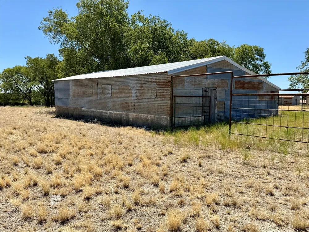 8001 Fm 932 Hamilton, TX 76531