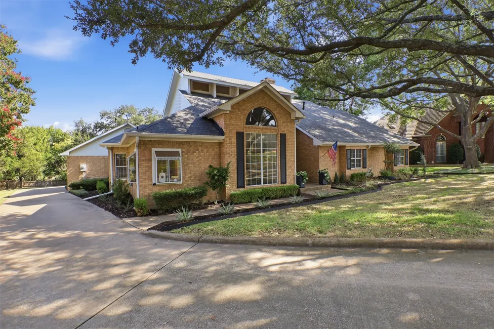 1613 Bay Crest Trail Heath, TX 75032