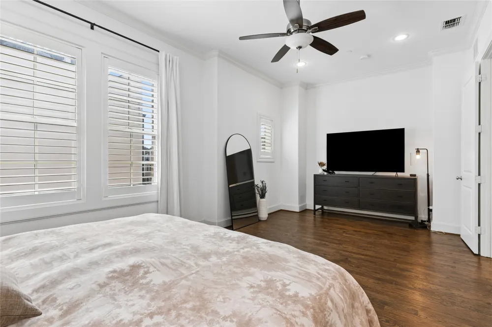 5215 Weiss Lane Irving, TX 75039