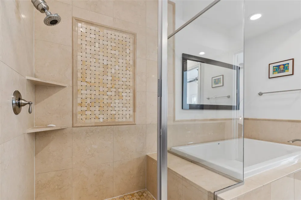 5215 Weiss Lane Irving, TX 75039