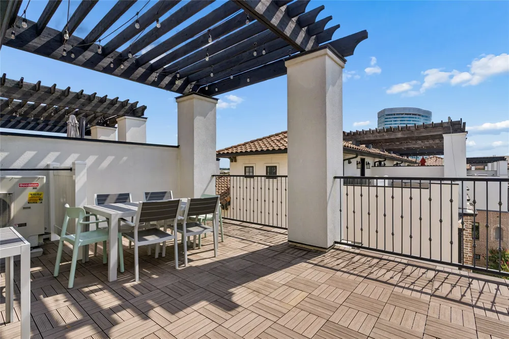 5215 Weiss Lane Irving, TX 75039
