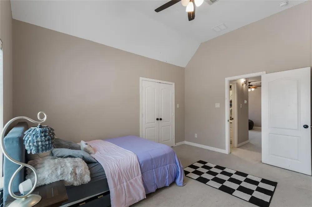 2525 W Ranch Drive Friendswood, TX 77546