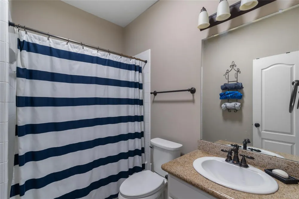 2525 W Ranch Drive Friendswood, TX 77546