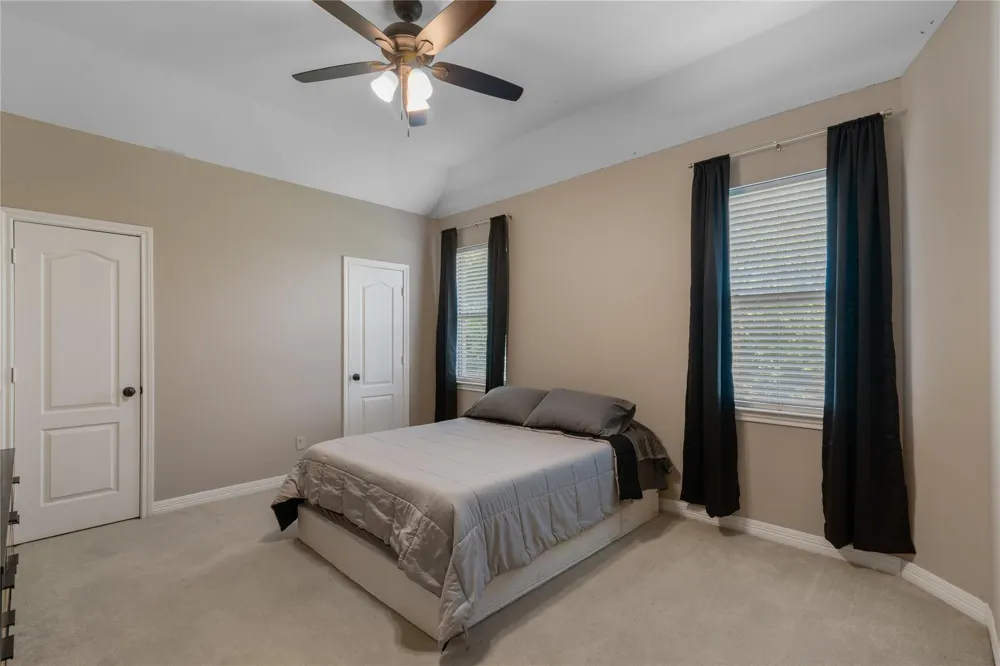2525 W Ranch Drive Friendswood, TX 77546