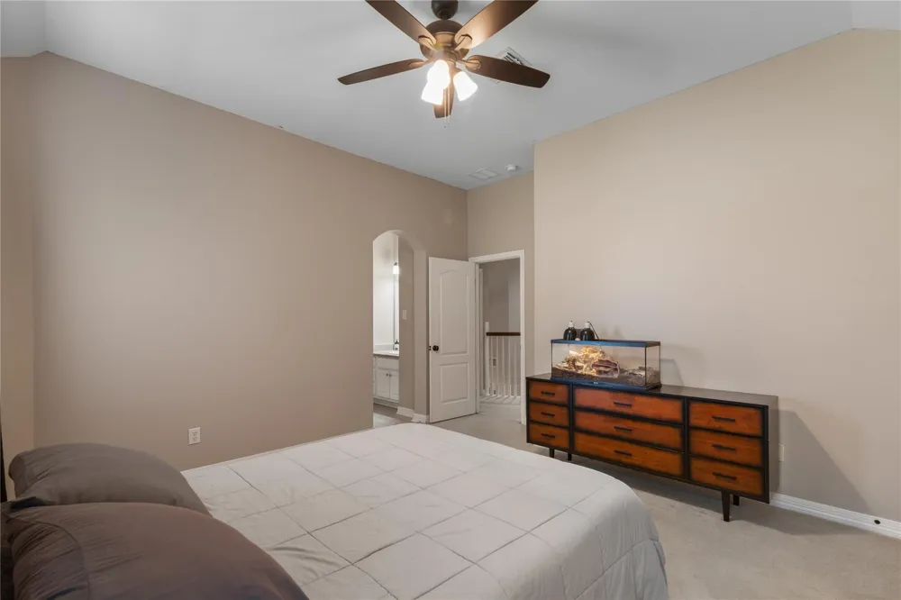 2525 W Ranch Drive Friendswood, TX 77546