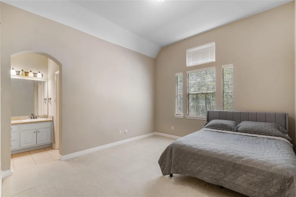 2525 W Ranch Drive Friendswood, TX 77546