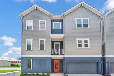 2206 Lou Ellen Lane #C
