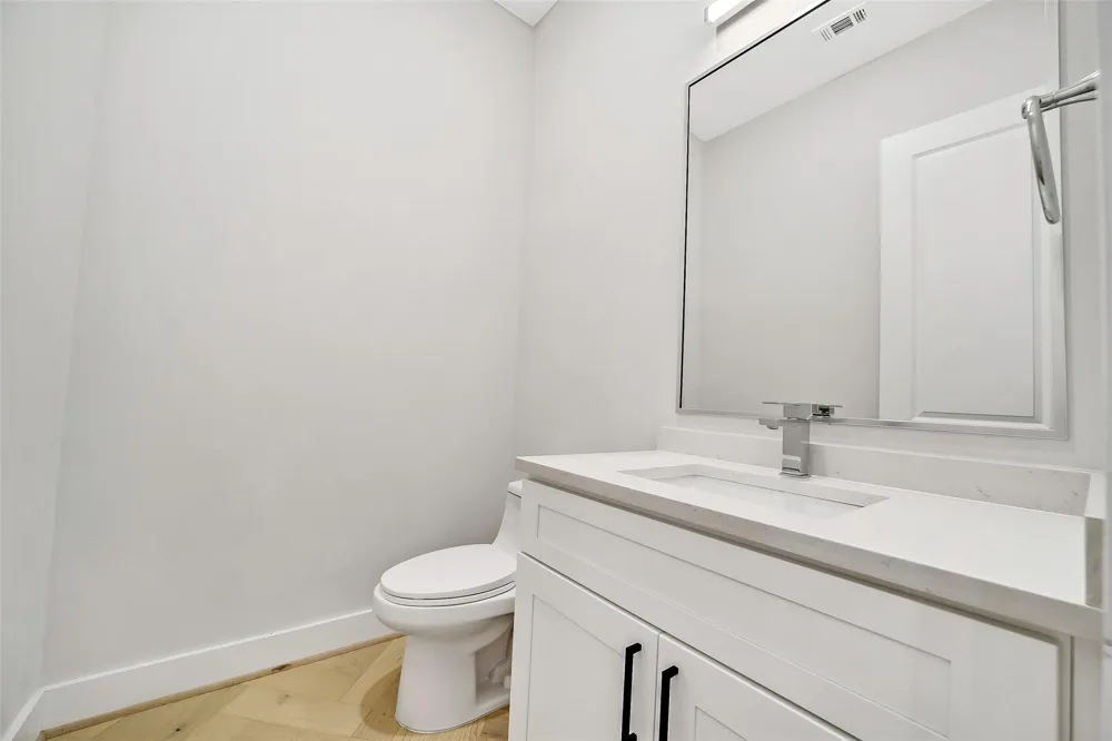 2206 Lou Ellen Lane #C Houston, TX 77018
