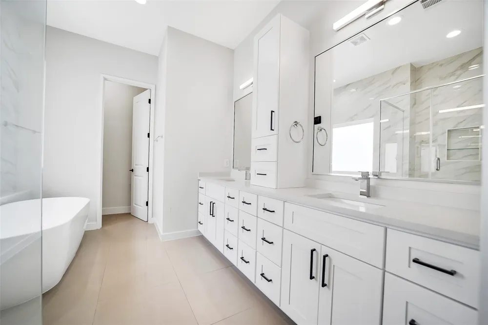 2206 Lou Ellen Lane #C Houston, TX 77018