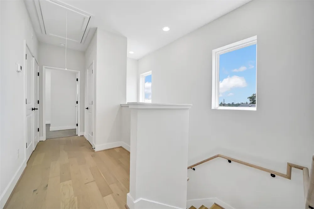 2206 Lou Ellen Lane #C Houston, TX 77018