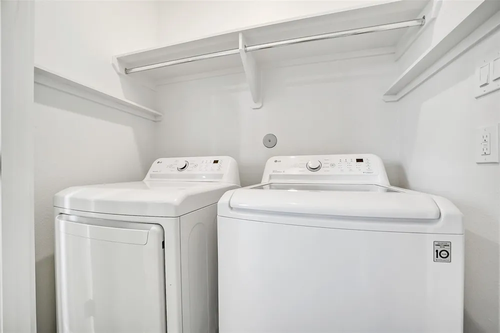 2206 Lou Ellen Lane #C Houston, TX 77018