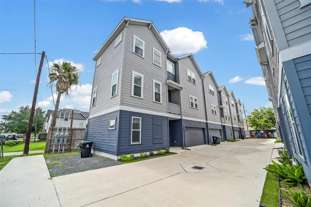 2206 Lou Ellen Lane #C Houston, TX 77018