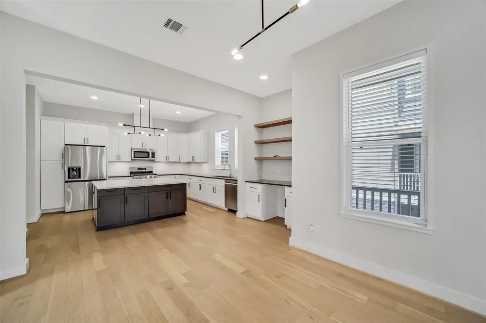 2206 Lou Ellen Lane #C Houston, TX 77018