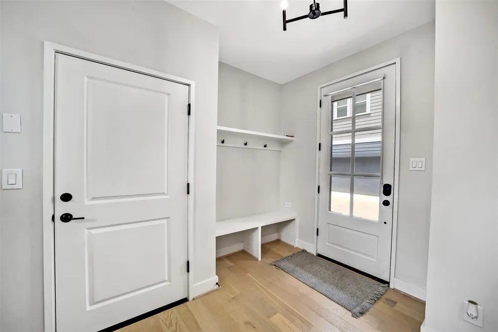 2206 Lou Ellen Lane #C Houston, TX 77018