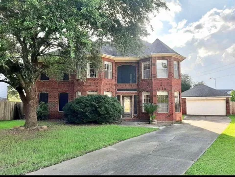 2906 Little Branch Court