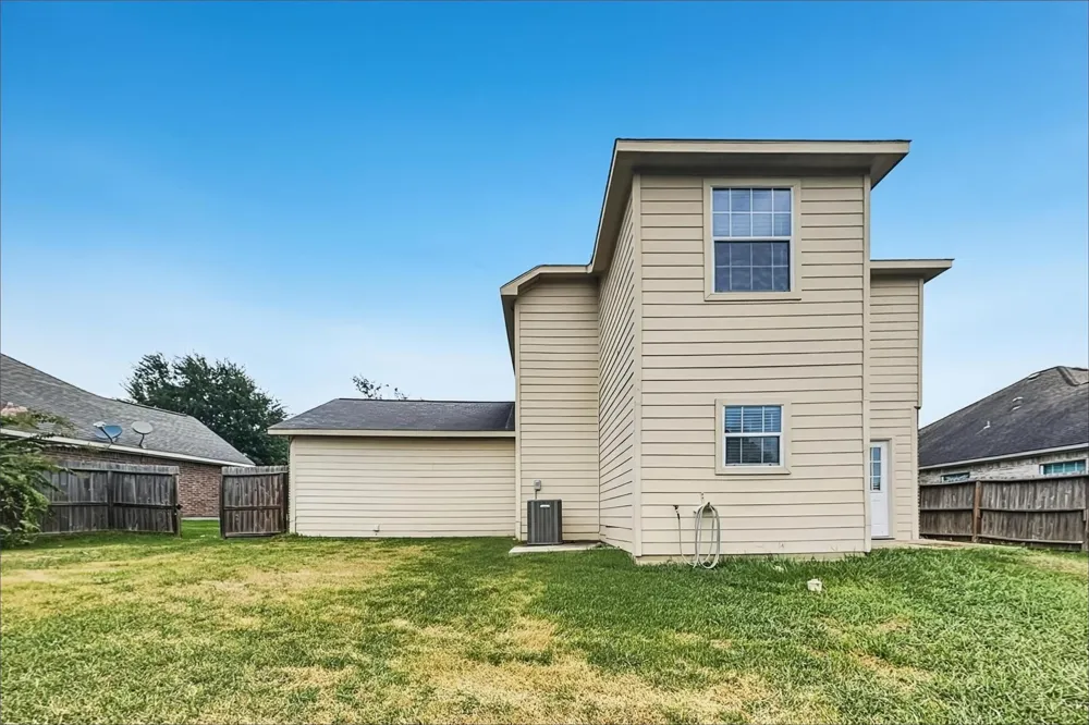 13470 Miller Lane Willis, TX 77318