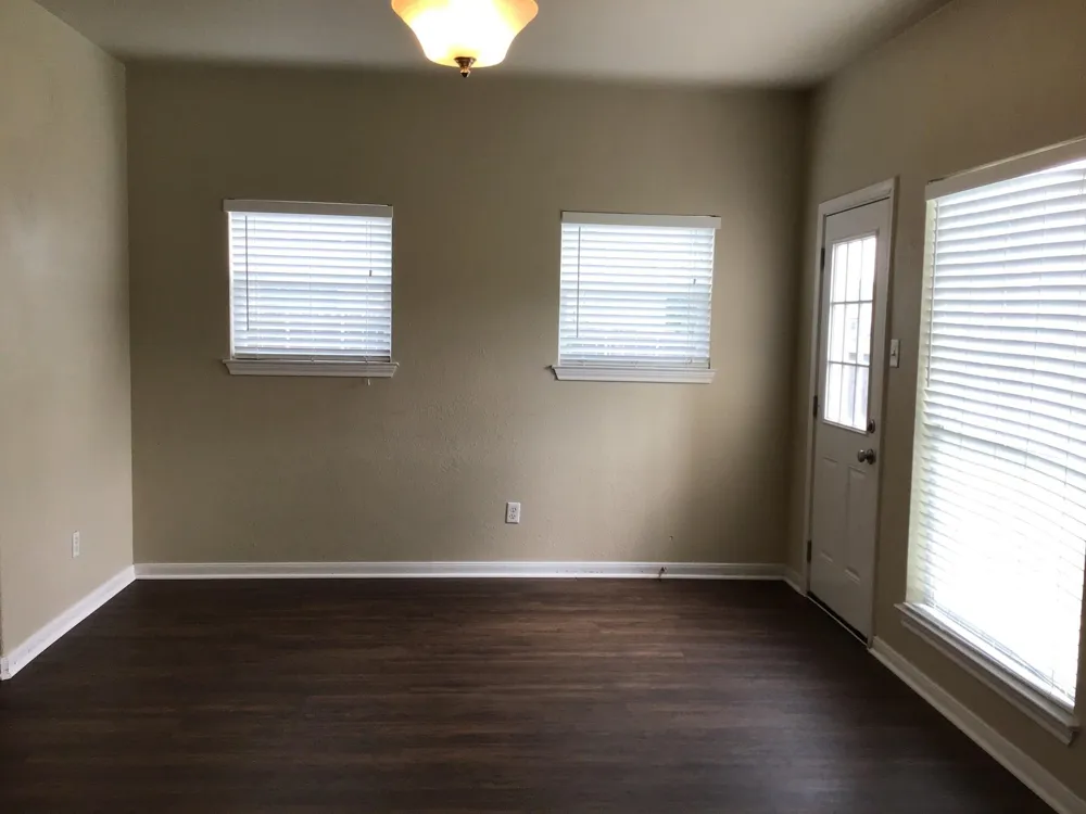 13470 Miller Lane Willis, TX 77318