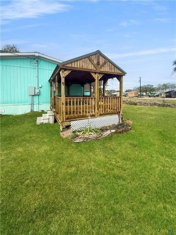 112 Vivian Stevens Street Port Lavaca, TX 77979