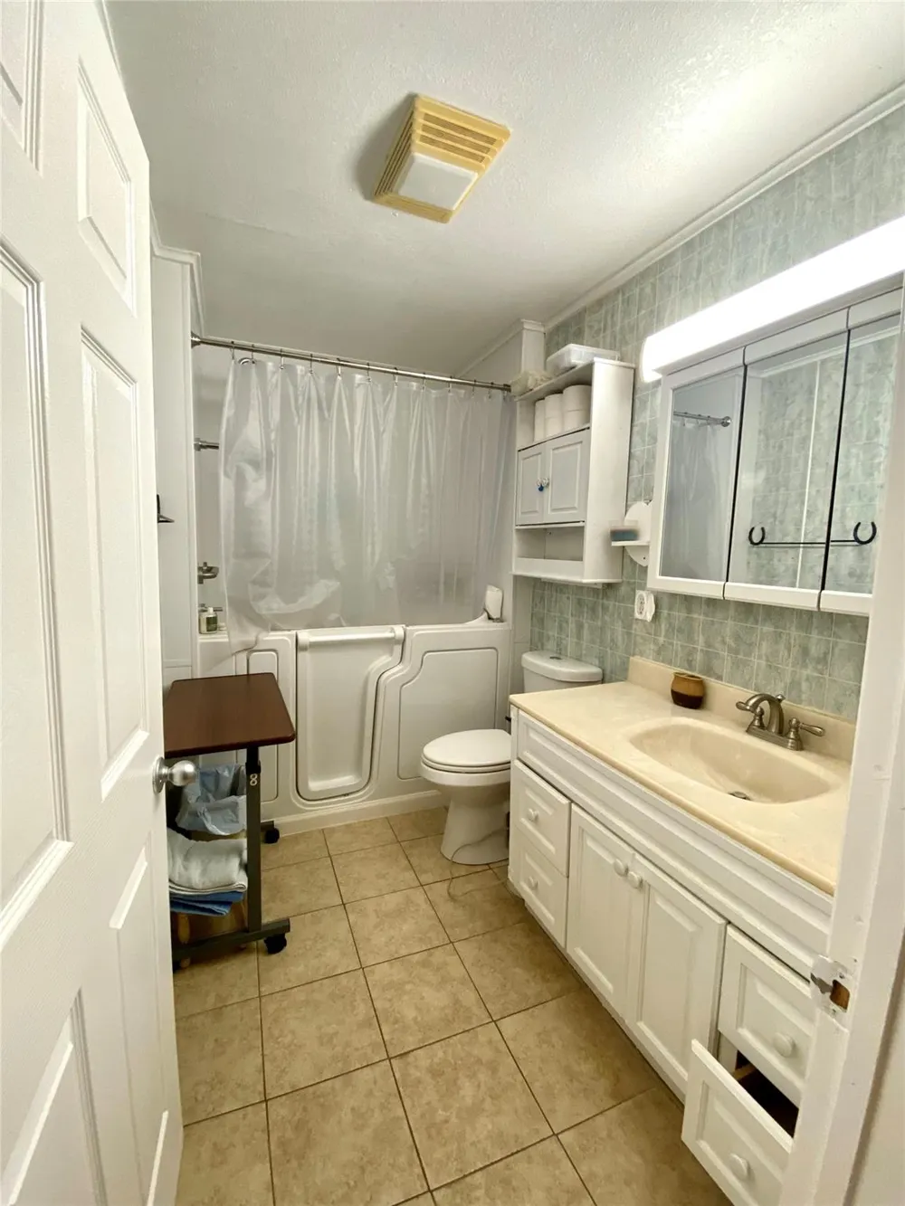 1228 Bahama Lane Port Bolivar, TX 77650