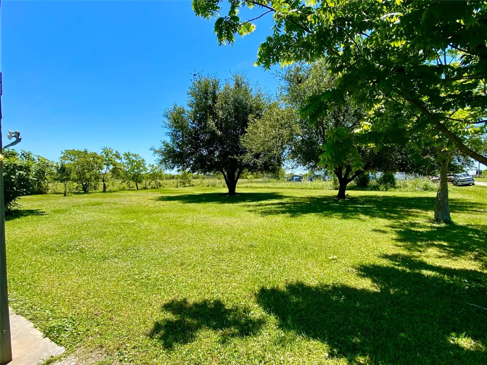1228 Bahama Lane Port Bolivar, TX 77650