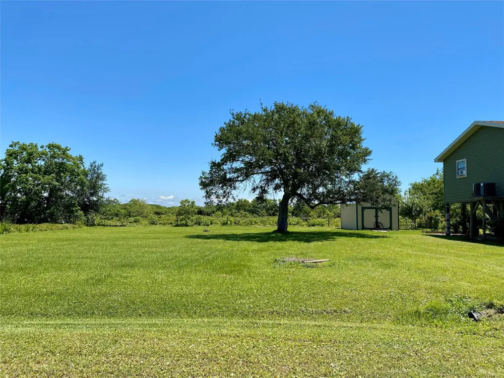 1228 Bahama Lane Port Bolivar, TX 77650