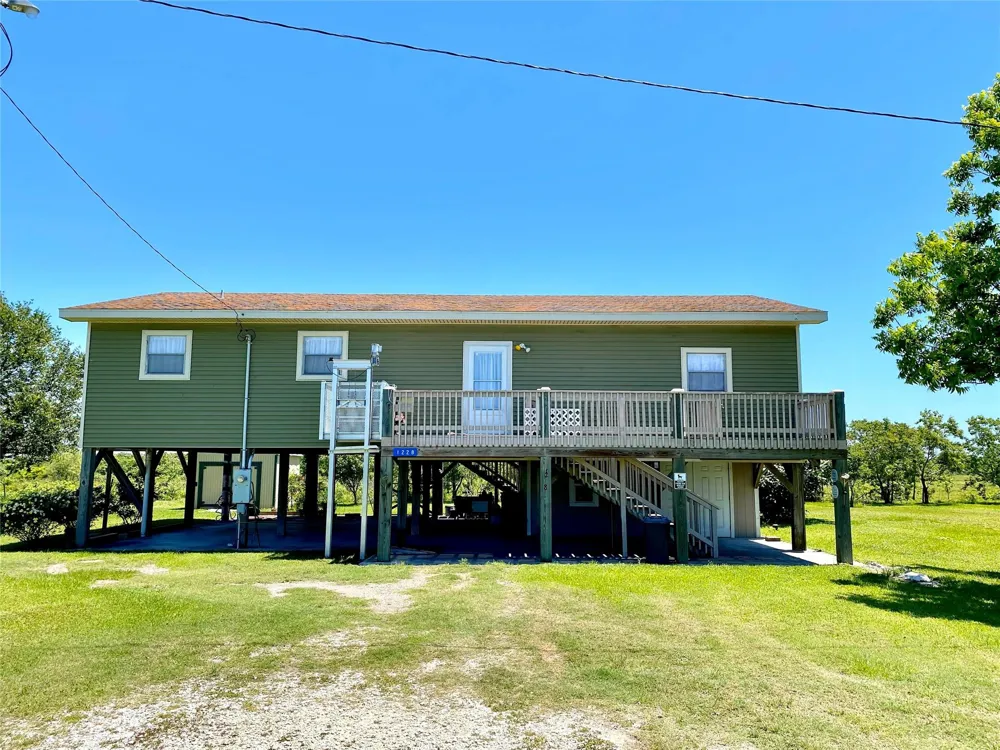 1228 Bahama Lane Port Bolivar, TX 77650