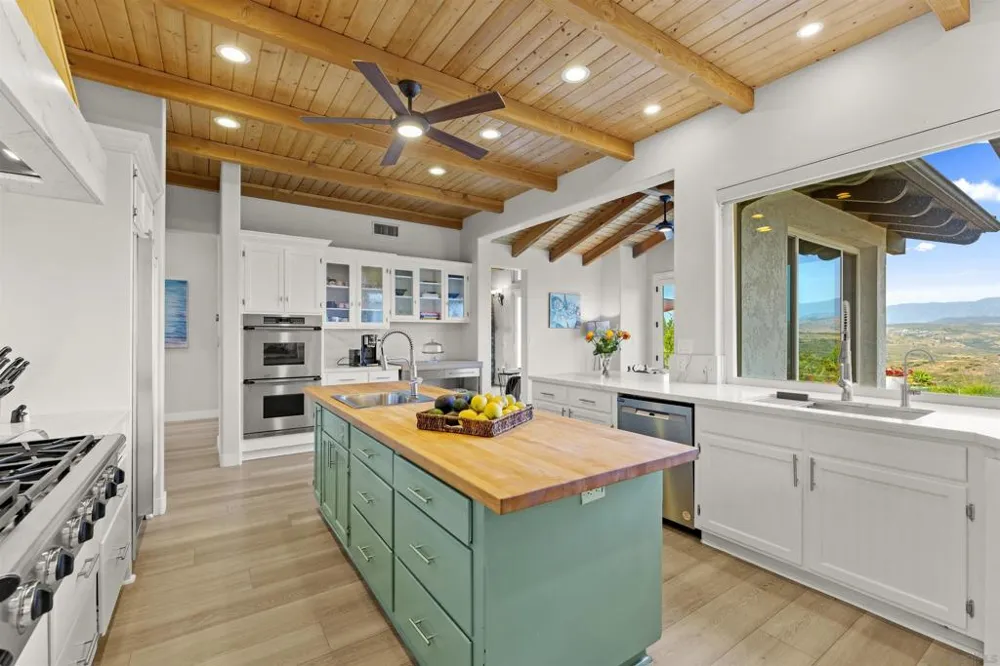 30659 Diaz Valley Center, CA 92082
